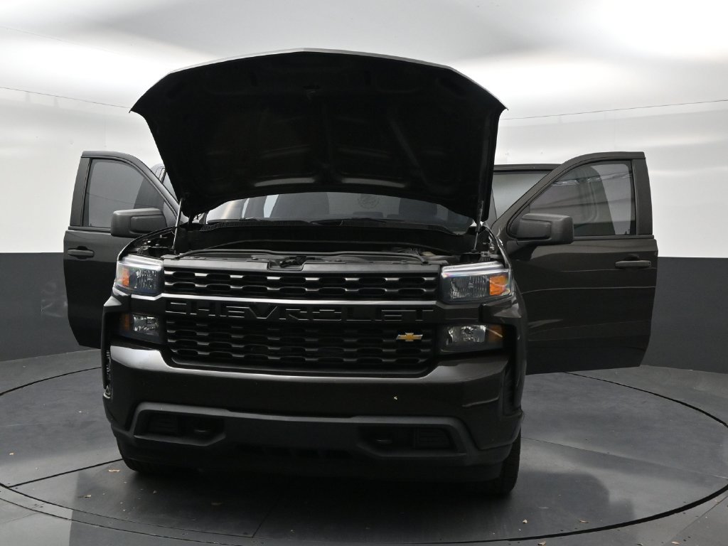 Used 2021 Chevrolet Silverado 1500 Custom RWD image 32