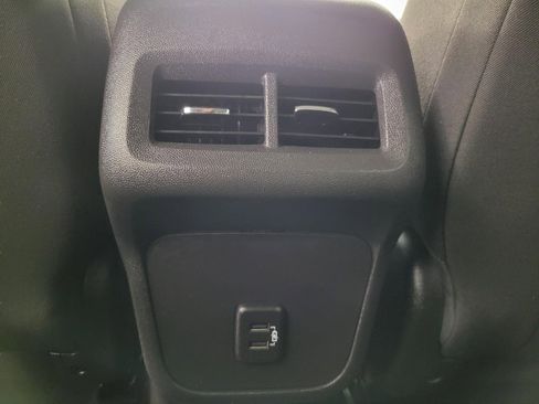 Used 2024 Chevrolet Equinox LS w/ LS Convenience Package image 21