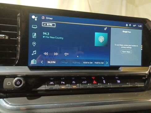 Used 2024 Chevrolet Silverado 1500 High Country w/ Technology Package image 12