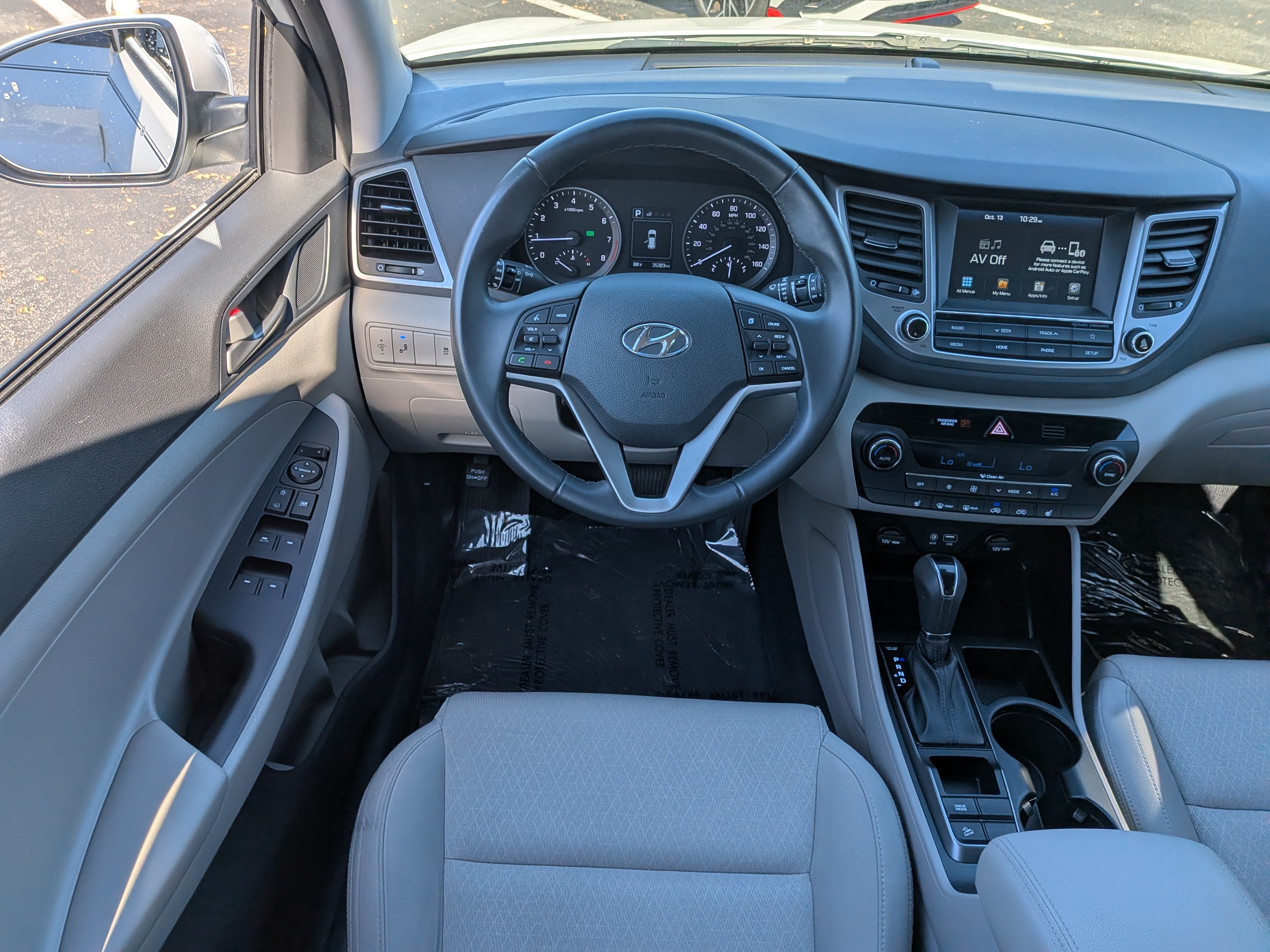 Used 2018 Hyundai Tucson Sport FWD image 17
