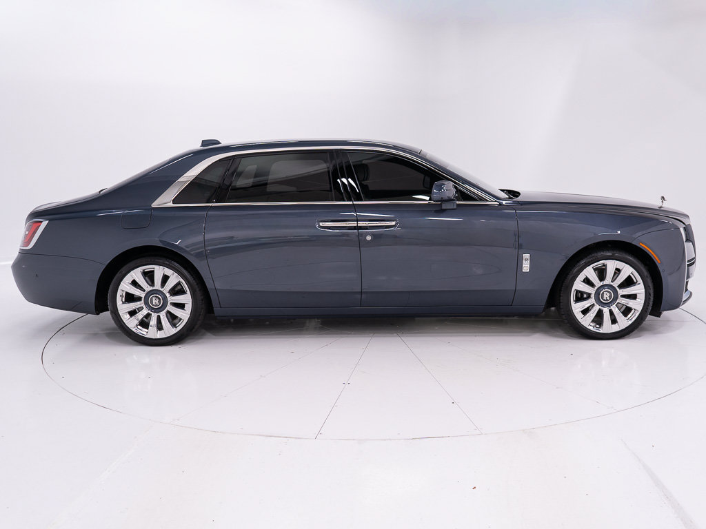 Certified 2023 Rolls-Royce Ghost Extended Wheelbase w/ Ghost Package AWD/4WD image 6
