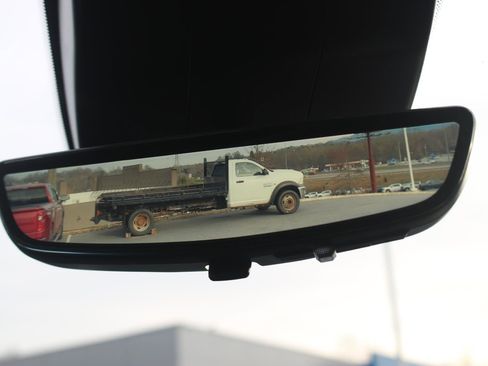 Used 2025 Chevrolet Silverado 1500 High Country AWD/4WD image 33