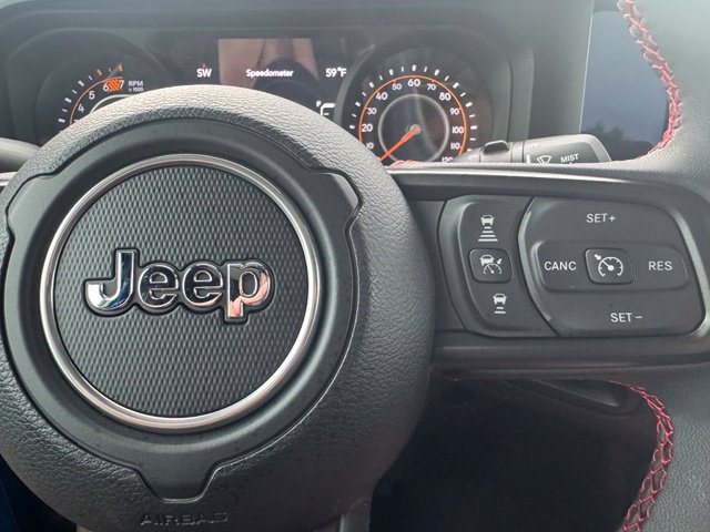 Certified 2024 Jeep Wrangler Unlimited Rubicon w/ Technology Group AWD/4WD image 33