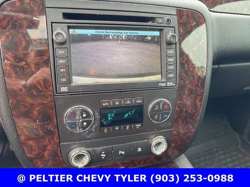 Used 2011 GMC Yukon Denali image 16