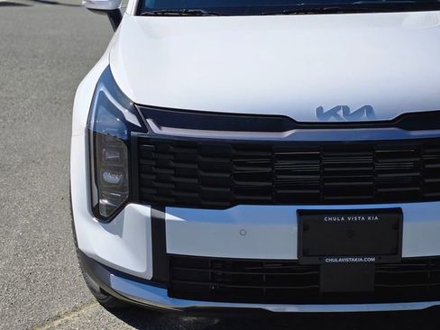 New 2026 Kia Sportage LX image 2