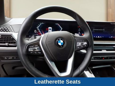 Used 2025 BMW X5 xDrive40i w/ Premium Package AWD/4WD image 3
