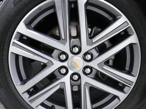 Certified 2023 Chevrolet Traverse High Country image 32