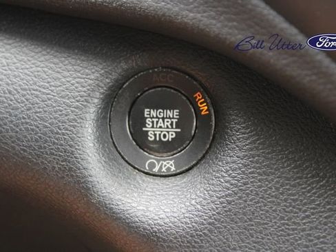 Used 2020 Jeep Cherokee Latitude Plus w/ Cold Weather Group AWD/4WD image 21