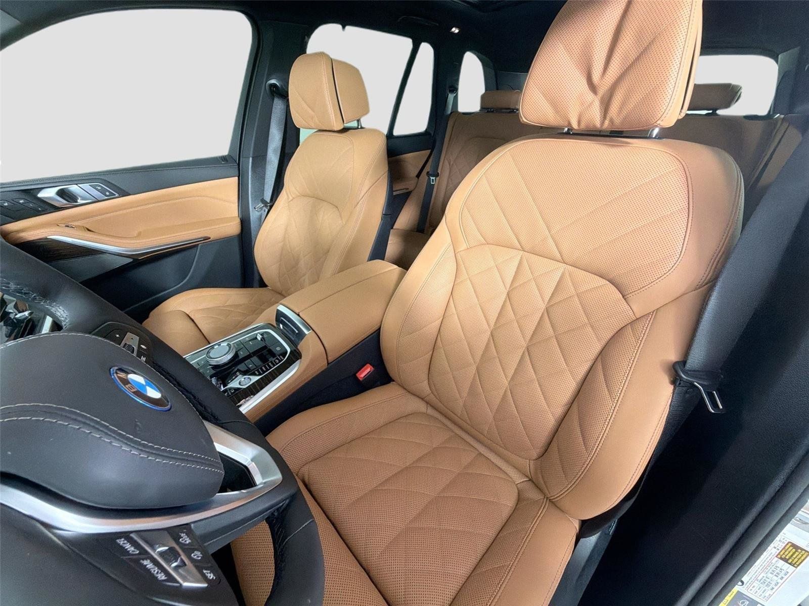 New 2026 BMW X5 xDrive50e AWD/4WD image 19