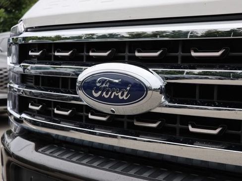 Used 2024 Ford F350 King Ranch AWD/4WD image 12
