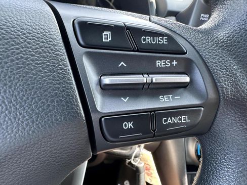 Used 2021 Hyundai Kona SE w/ Cargo Package AWD/4WD image 17