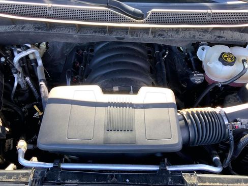 Used 2021 Chevrolet Tahoe High Country image 32