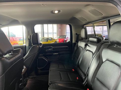 Used 2019 RAM 1500 Laramie image 22
