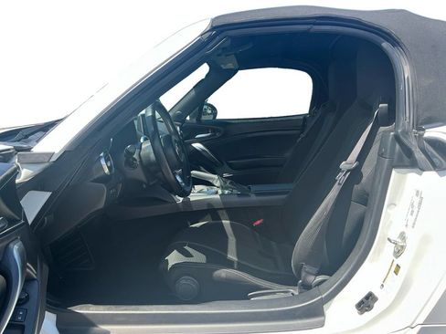 Used 2019 FIAT 124 Spider Classica RWD image 14