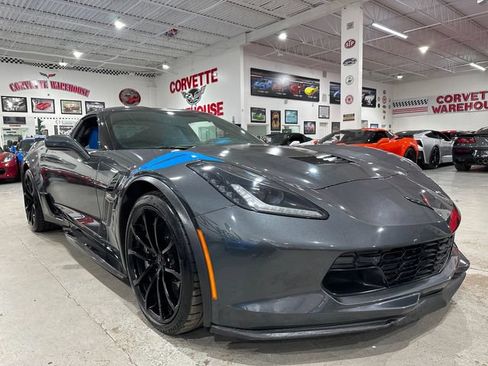 Used 2017 Chevrolet Corvette Grand Sport RWD image 5