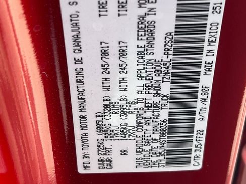 Used 2025 Toyota Tacoma SR5 image 23