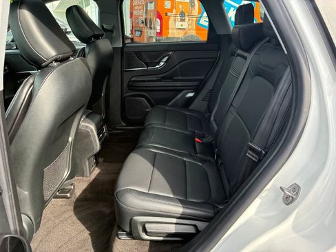 Certified 2022 Lincoln Corsair AWD w/ Premium Package image 21