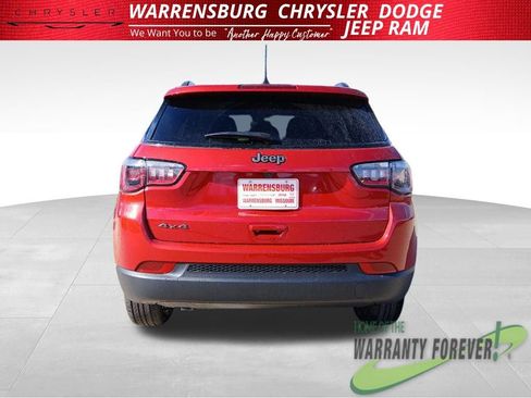 New 2026 Jeep Compass Latitude image 5
