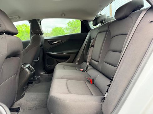 Used 2023 Chevrolet Malibu LT image 30