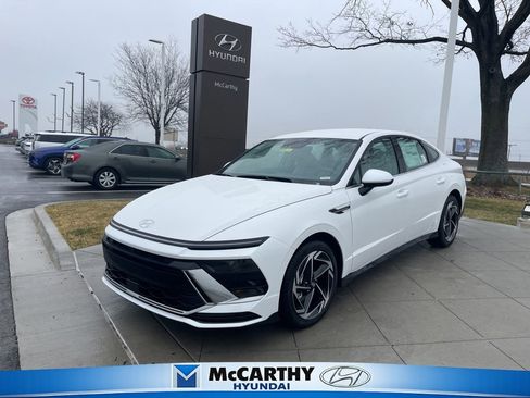 New 2026 Hyundai Sonata SEL FWD image 1