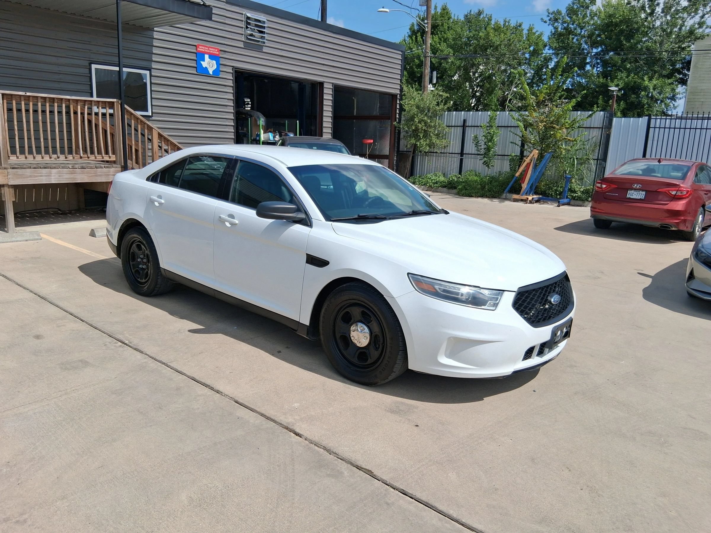 Used 2017 Ford Taurus Police Interceptor w/ Trunk Upfit Package FWD image 12