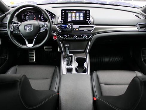 Used 2019 Honda Accord Sport image 14