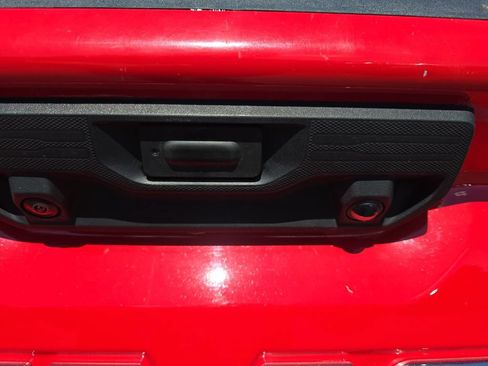 Certified 2024 GMC Sierra 1500 SLE w/ Preferred Package AWD/4WD image 14