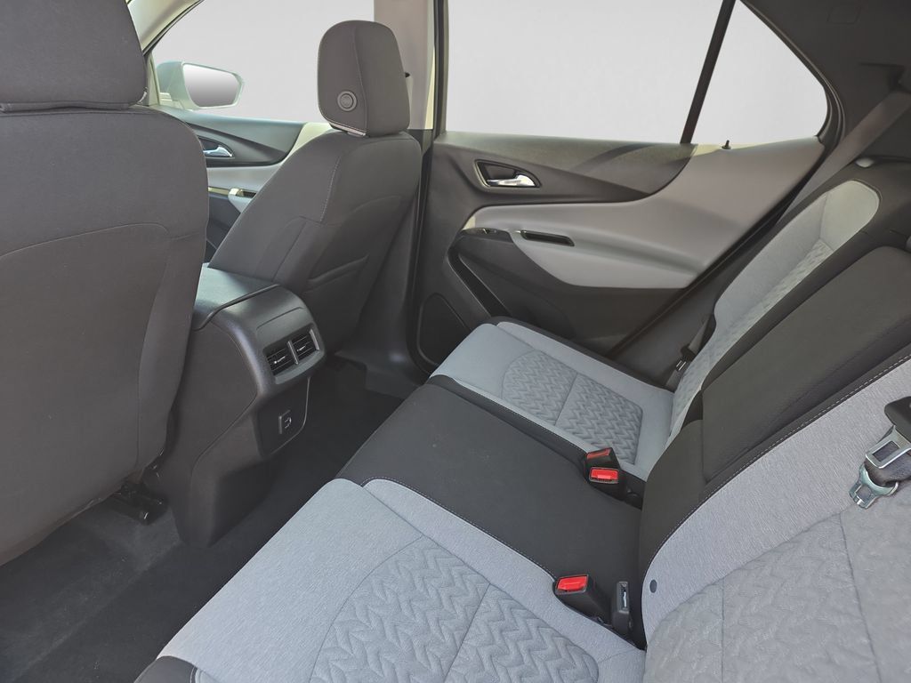 Used 2023 Chevrolet Equinox LS w/ LS Convenience Package AWD/4WD image 14