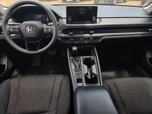 Used 2023 Honda Accord EX image 8
