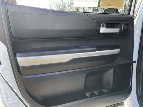 Used 2014 Toyota Tundra SR5 w/ TRD Off Road Package image 16