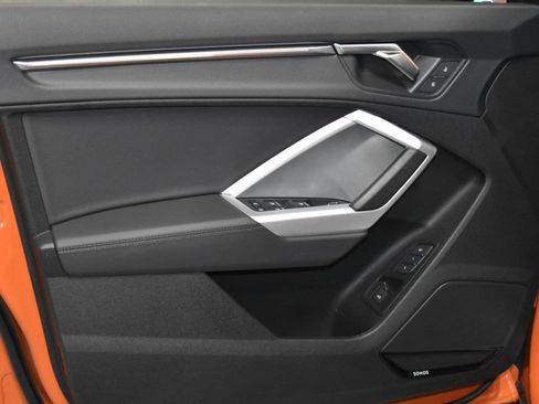 Certified 2025 Audi Q3 2.0T Premium Plus w/ Premium Plus Package image 4