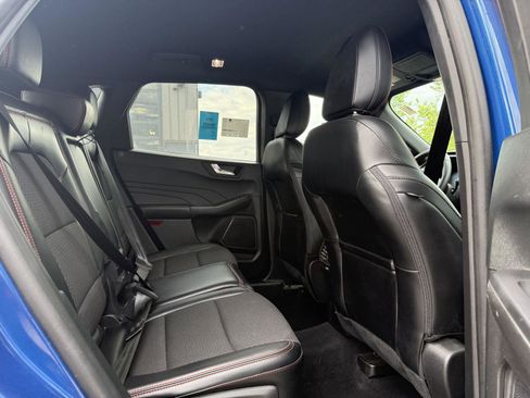 Used 2023 Ford Escape ST-Line AWD/4WD image 11