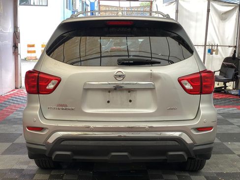 Used 2019 Nissan Pathfinder S AWD/4WD image 3