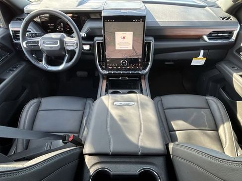 New 2026 GMC Yukon XL Denali w/ Sun & Power Step Package image 28