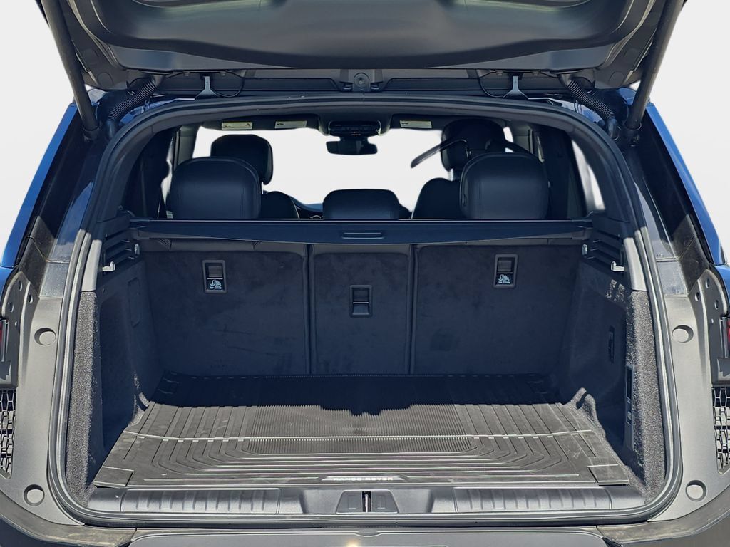 New 2026 Land Rover Range Rover Sport SE AWD/4WD image 12