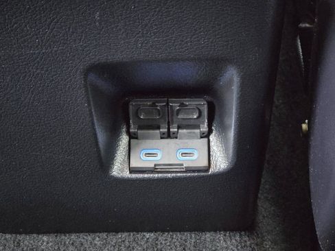 Used 2023 Toyota 4Runner SR5 Premium image 17