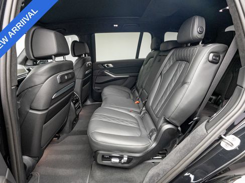 Used 2025 BMW X7 M60i w/ Executive Package AWD/4WD image 17