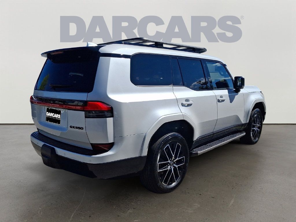 Used 2024 Lexus GX 550 w/ Accessory Package (31) AWD/4WD image 6