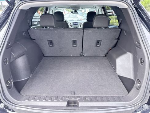 Used 2023 Chevrolet Equinox LS w/ LS Convenience Package FWD image 25