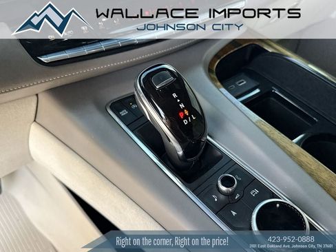 Used 2021 Cadillac Escalade Sport Platinum w/ Heavy-Duty Trailer Package AWD/4WD image 18