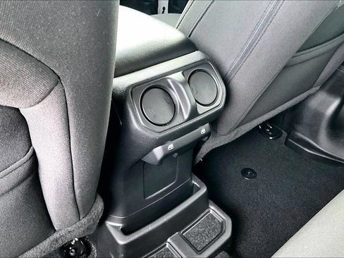 Used 2023 Jeep Wrangler Unlimited w/ Cold Weather Group AWD/4WD image 29