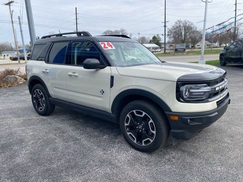 Used 2024 Ford Bronco Sport Outer Banks image 7