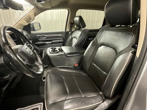 Used 2019 RAM 1500 Laramie image 10