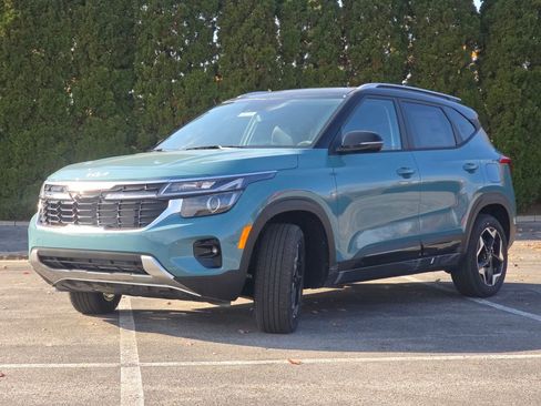 Used 2026 Kia Seltos S image 12