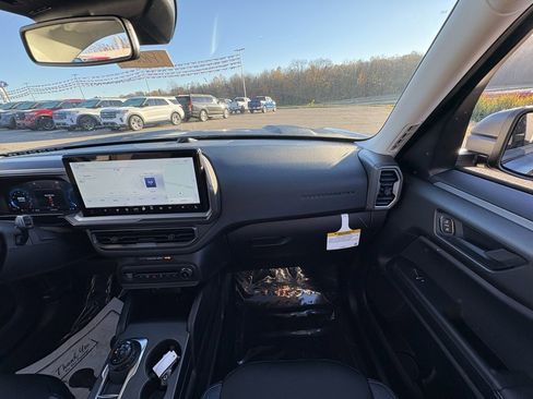 New 2025 Ford Bronco Sport Outer Banks w/ Outer Banks Tech Package+ image 32