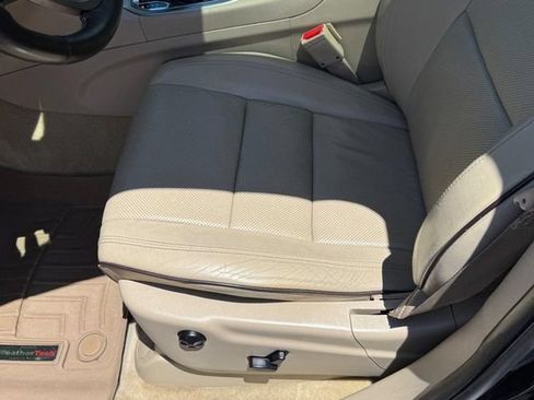 Used 2018 Jeep Grand Cherokee Overland AWD/4WD image 18