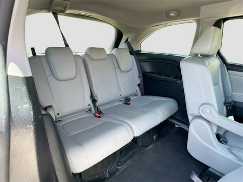 Used 2023 Honda Odyssey Touring image 29