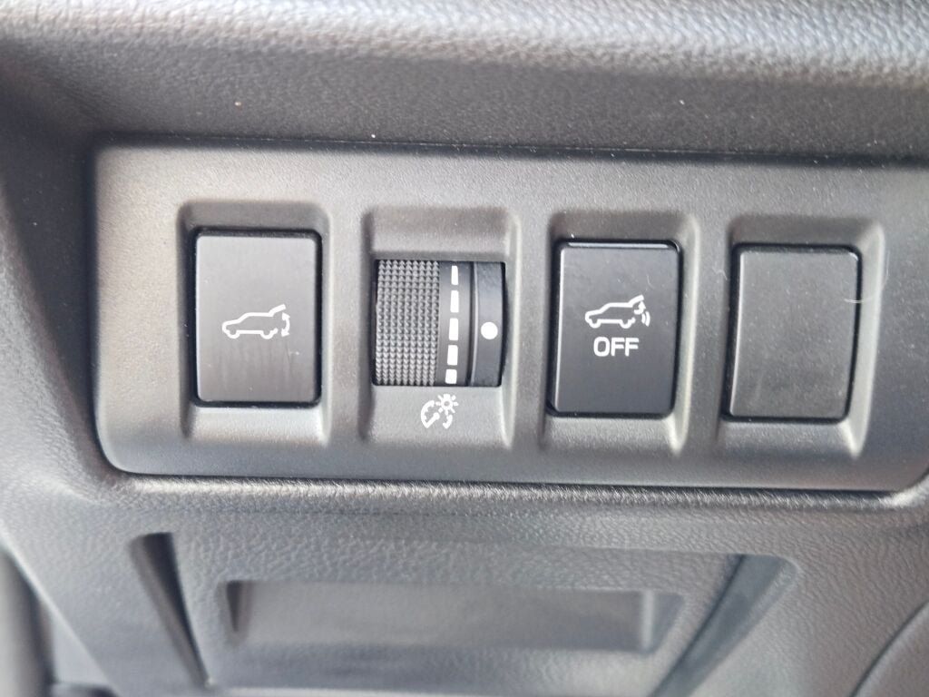 Certified 2024 Subaru Outback Premium AWD/4WD image 23
