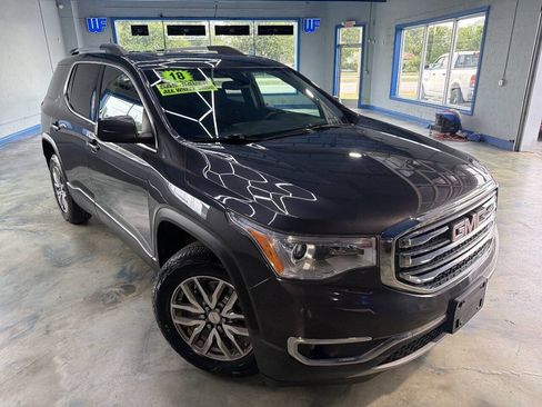 Used 2019 GMC Acadia SLE w/ GMC Pro Grade Package AWD/4WD image 4