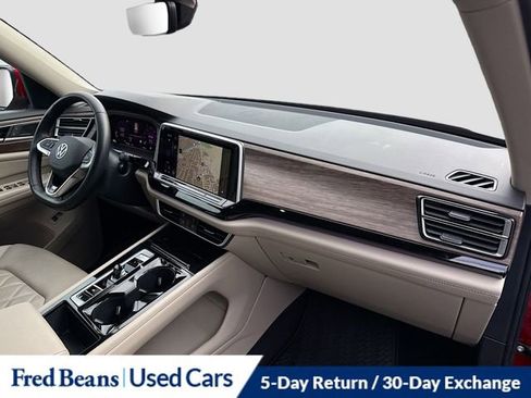 Used 2024 Volkswagen Atlas SEL Premium R-Line image 33